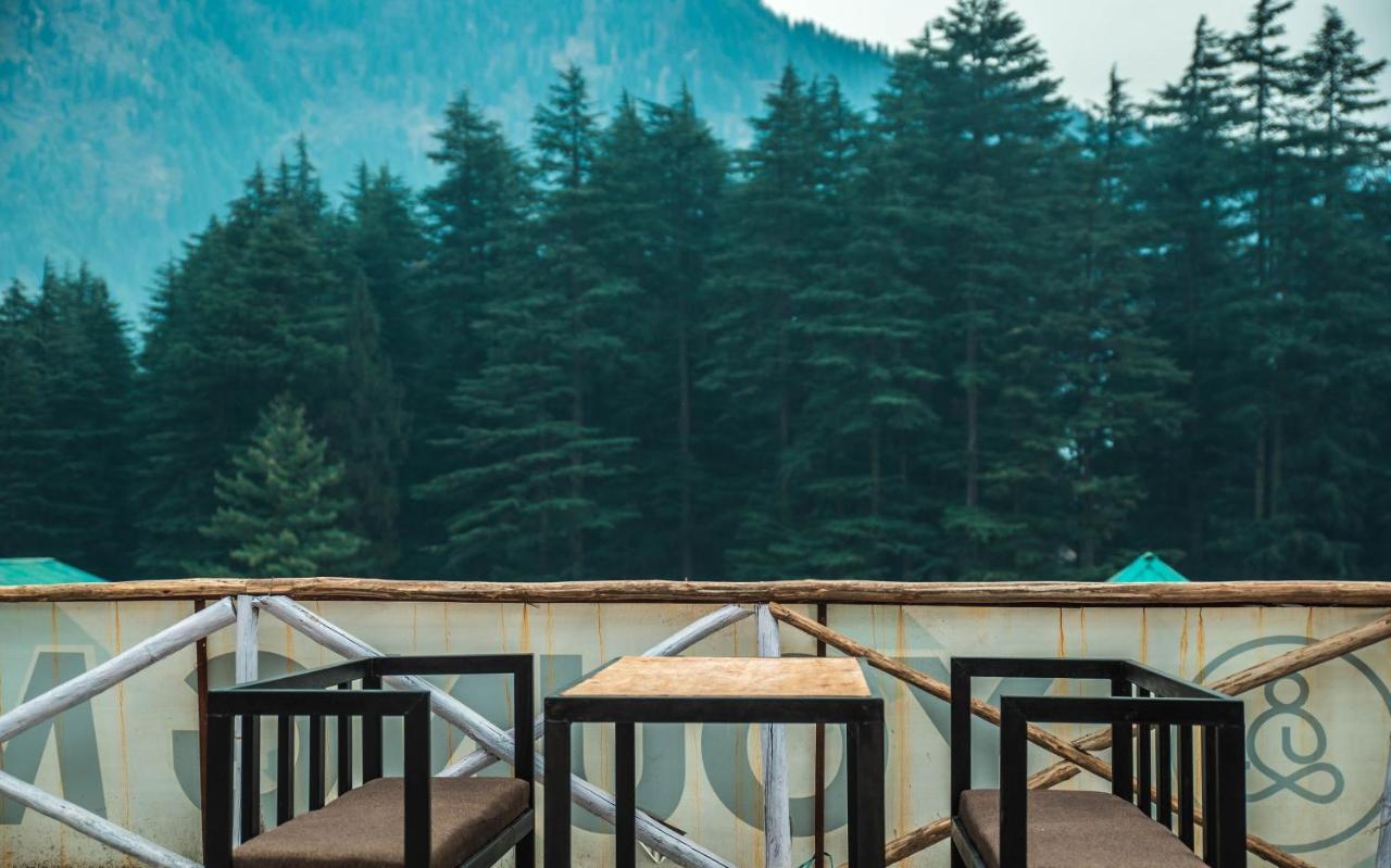 Young Monk Hostel & Cafe Old Manali Экстерьер фото